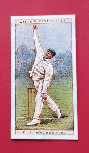 ক্রিকেট - Wills Cigarette Cards : Cricketers - E. A. Macdonald, Lancashire ১৯২৮