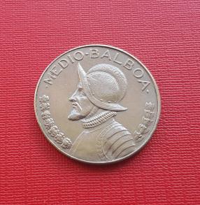 Panama ½ Balboa 1975 Copper-Nickel Dia 30.61 mm