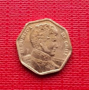 Chile 5 Pesos 2004 Copper-Aluminium-Nickel 15.5 mm