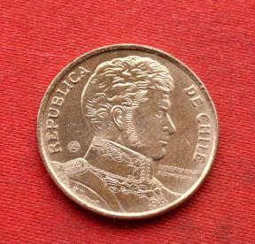 Chile 10 Pesos 2007 Copper-Aluminium-Nickel 21 mm