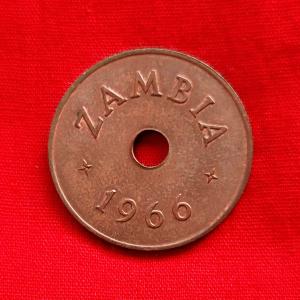 Zambia 1 Penny 1966 - Bronze Coin - Dia 27 mm - (2)
