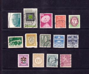 Mixed World Wide Used Stamps Lot