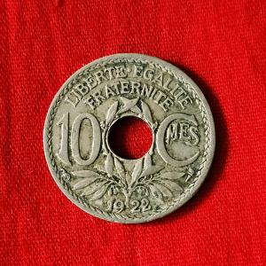 France 10 Centimes 1922 - Copper-Nickel Hole Coin - Dia 21 mm