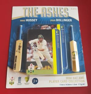 Ashes 2011 Mini Bat & Player Card Collection: Mike Hussey & Dugh Bollinger, in The Original Pack