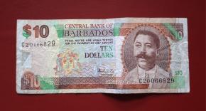 Barbados 10 Dollars 1999 VF Condition