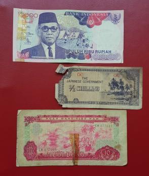 Banknote Lot, 3 Notes in Mixed Condition