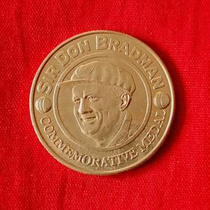 Cricket Medallion - Sir Don Bradman - Salute To The Don - Sunday Telegraph Metal Nickel Dia 26 mm