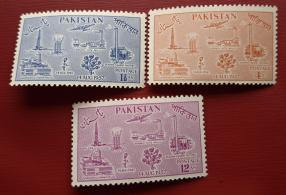 Pakistan 1957 on The 10 Th Anniversary of Independence, 3v, MNH