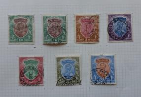 ভারত (British) K G V ডাকটিকেট Lot Including High Value Definitives in Mixed Condition