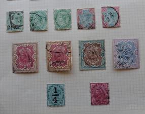 ভারত (British) Q V ডাকটিকেট Lot Including High Value Definitives in Mixed Condition