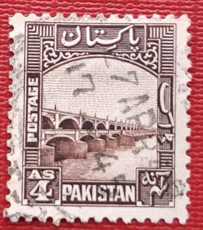 Pakistan Definitive 4 Anna Used